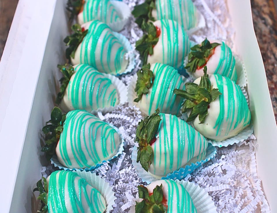 Mint green chocolate strawberries